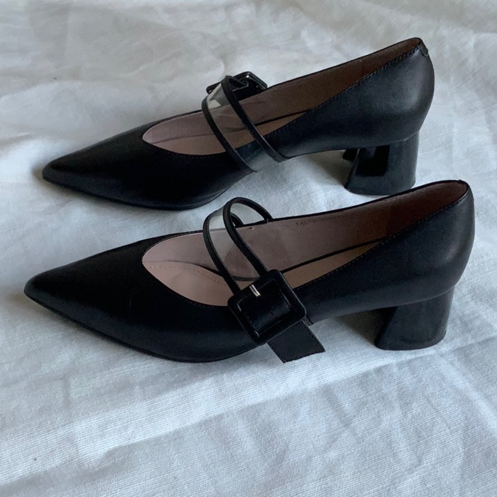 Soft leather BeLLE clear strap pointed Mary Janes